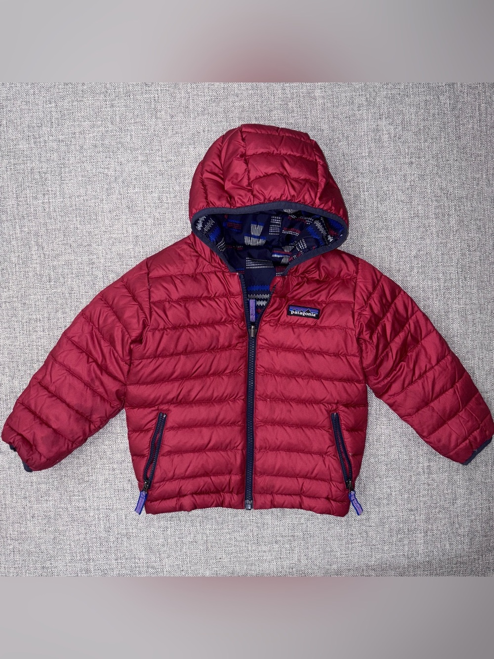 Patagonia 3T Reversible down-filled hooded puffer GUC